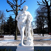 Hercule Farnese sur la place du château de Karlsruhe